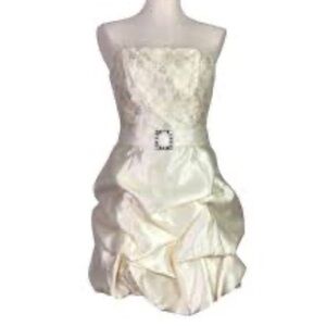 Vintage Jessica McClintock Gunne Sax Sz 1 Ivory Strapless Tiered Dress Belt